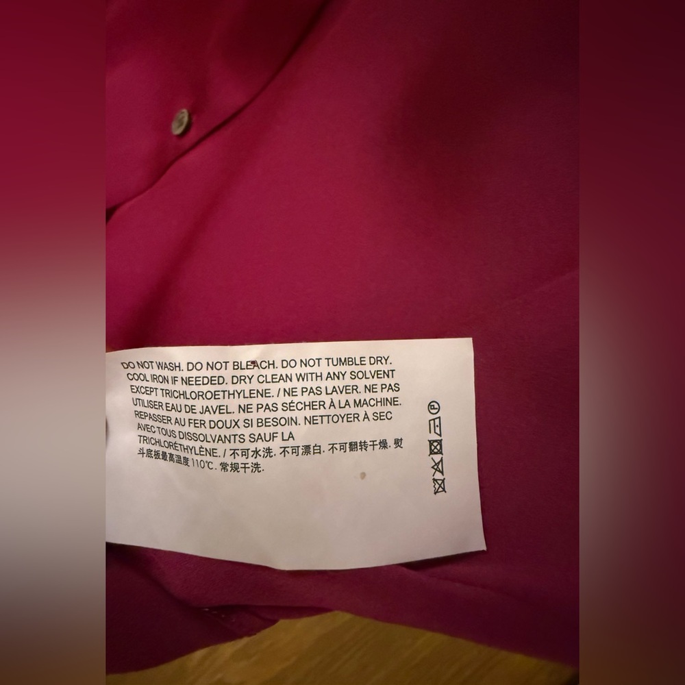 Theory Satin Perfect Fitted Shirt - Picture 8 of 8
